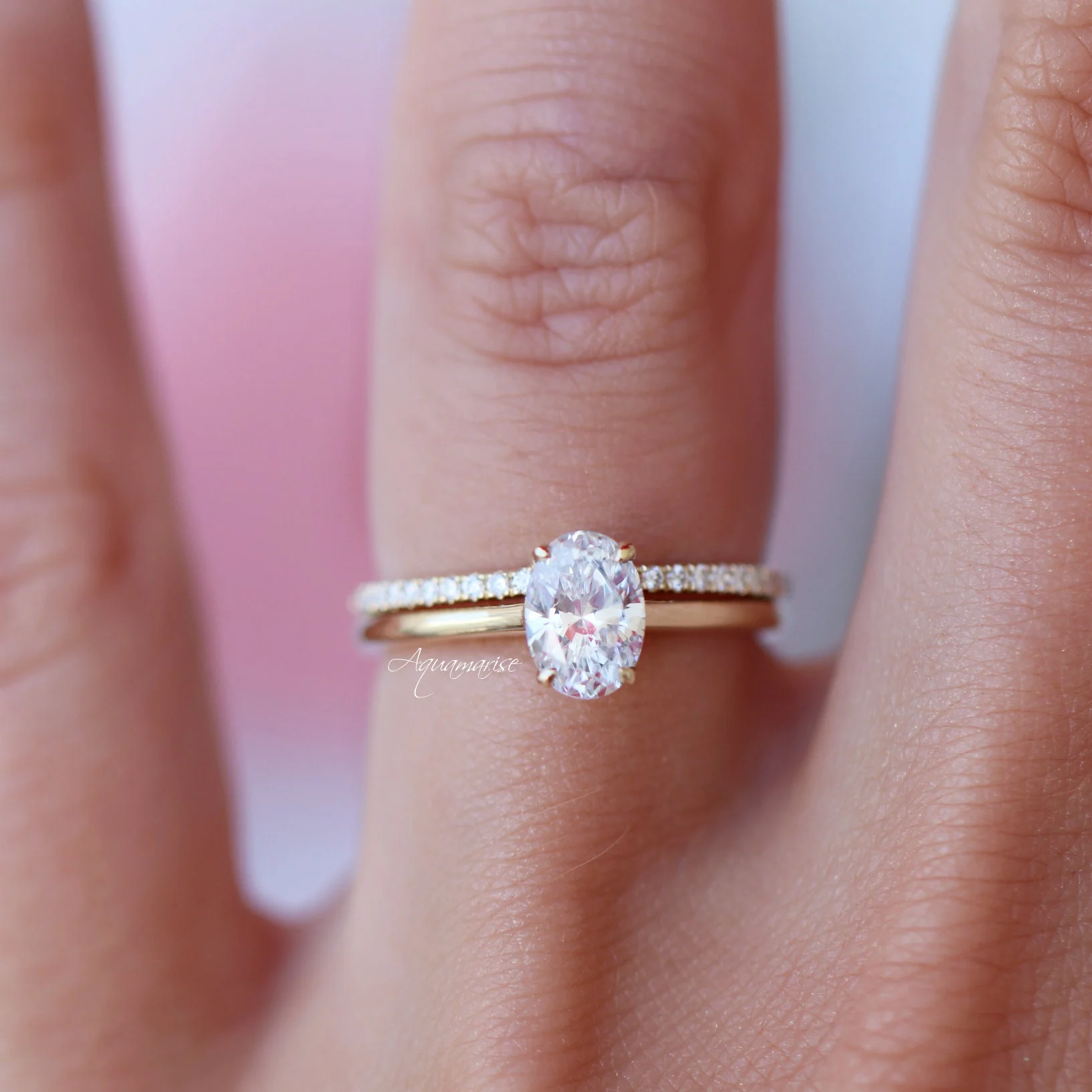Oval Lab-Grown Diamond Engagement Ring Set in Solid 14K Yellow Gold (IGI Certified) - Image 5