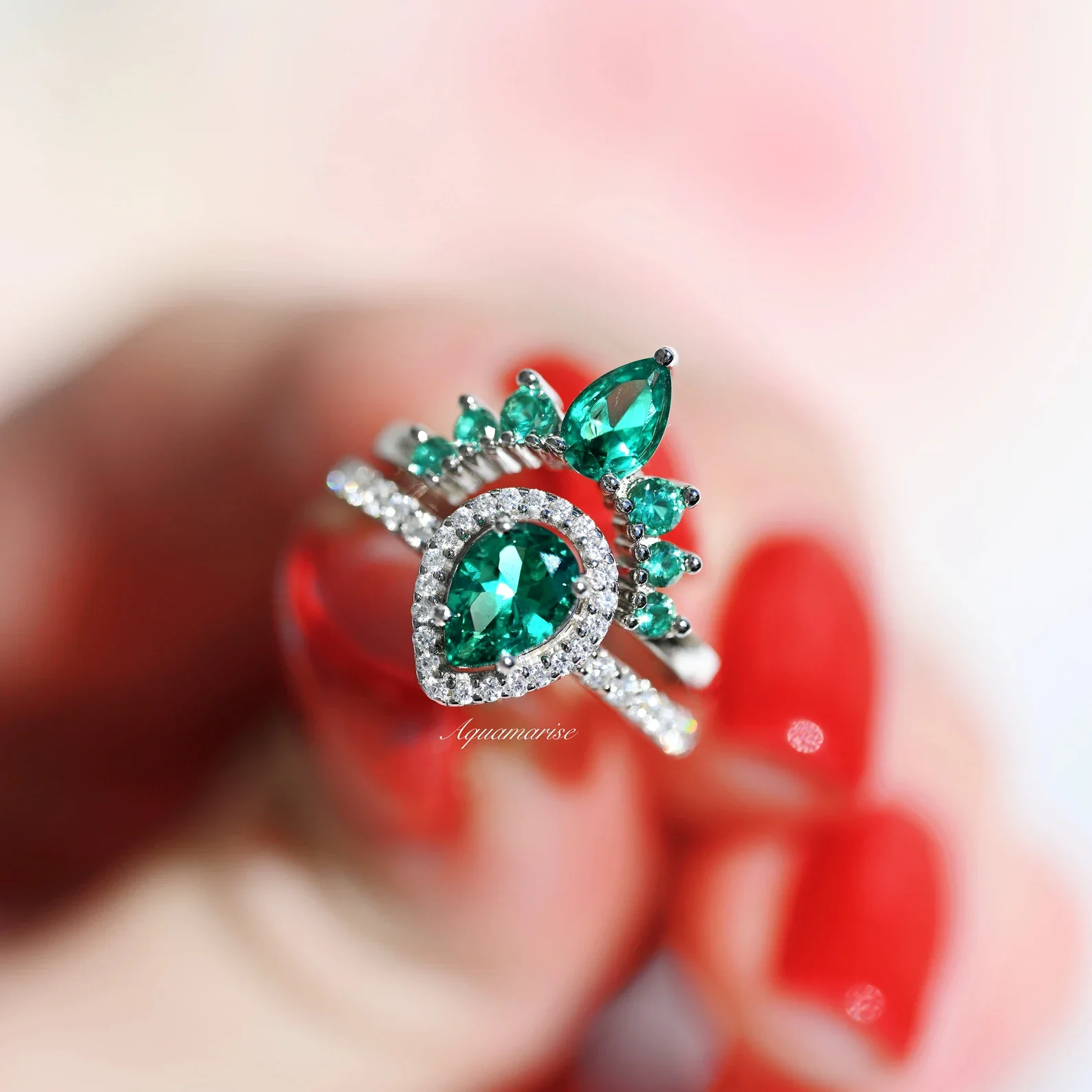 Amy Vintage Emerald Ring Set in Sterling Silver - Image 3