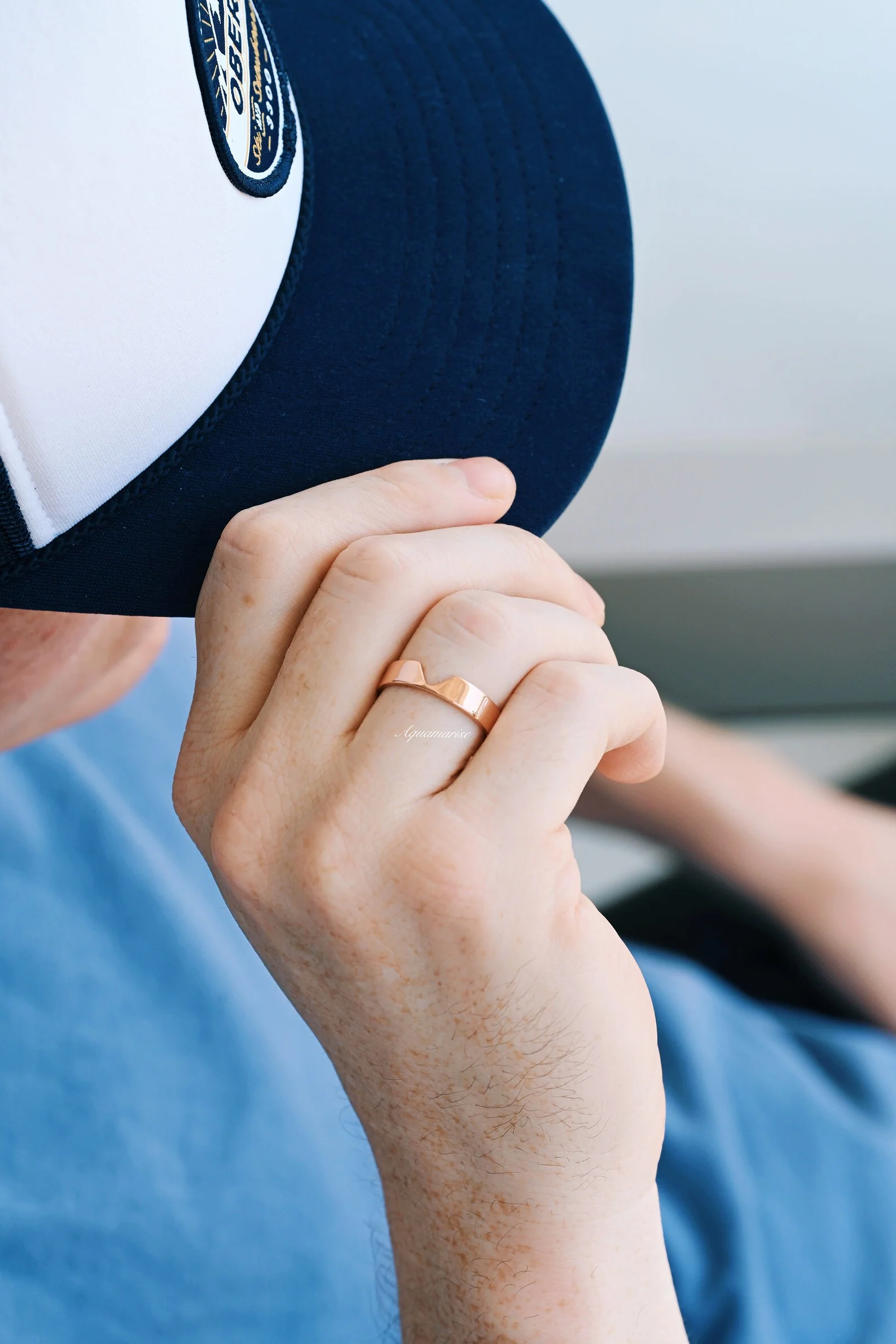 Chevron Kite Wedding Band in 14K Solid Rose Gold (5mm) - Image 4