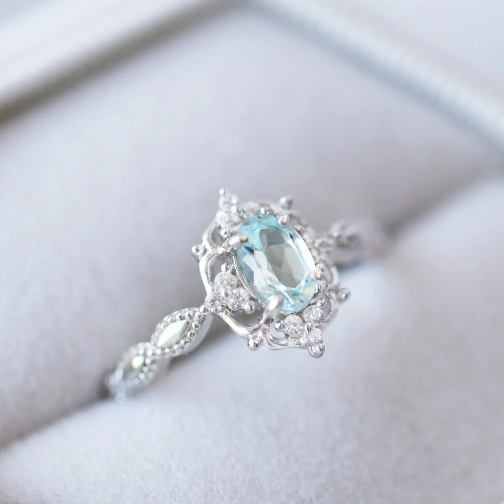 Vintage Aquamarine Engagement Ring in 14K White Gold - Image 3