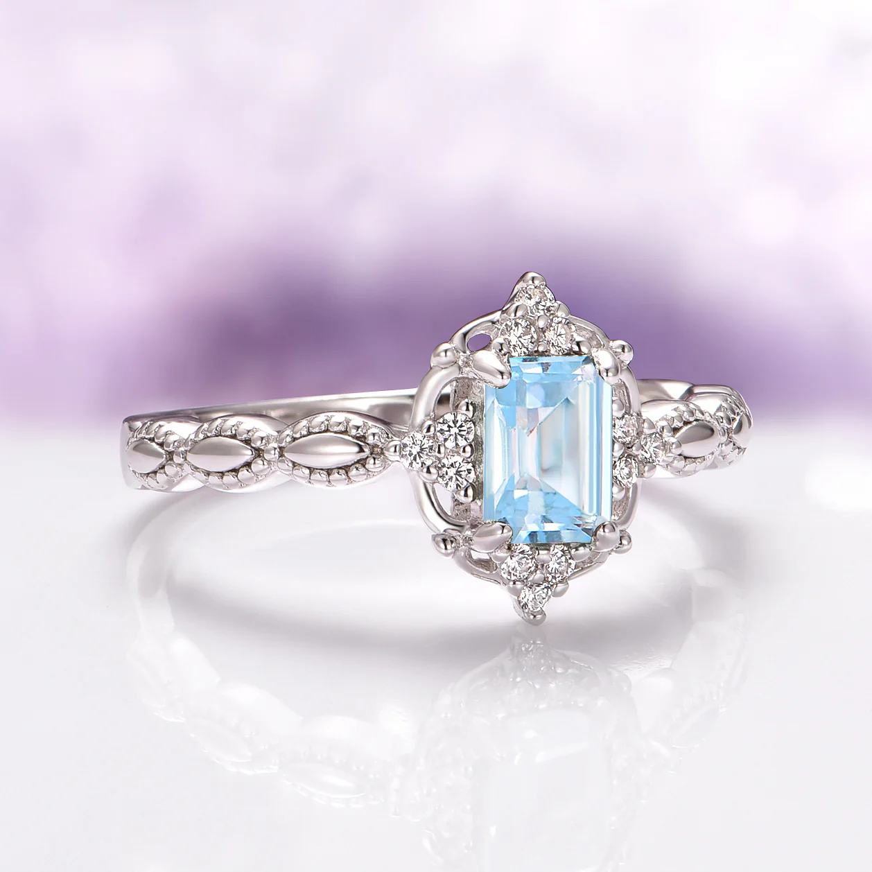 Vintage Aquamarine Ring in 14K White Gold - Image 4
