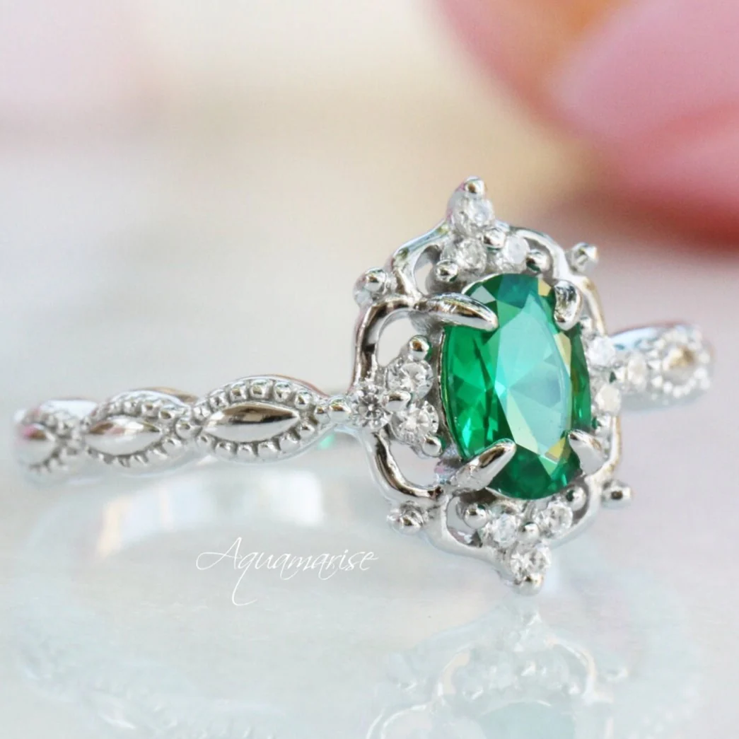 Vintage Emerald Engagement Ring in 14K White Gold - Image 3