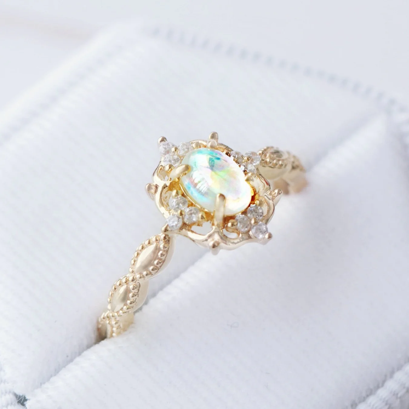 Vintage Natural Australian Opal Engagement Ring in 14K Solid Yellow Gold - Image 2