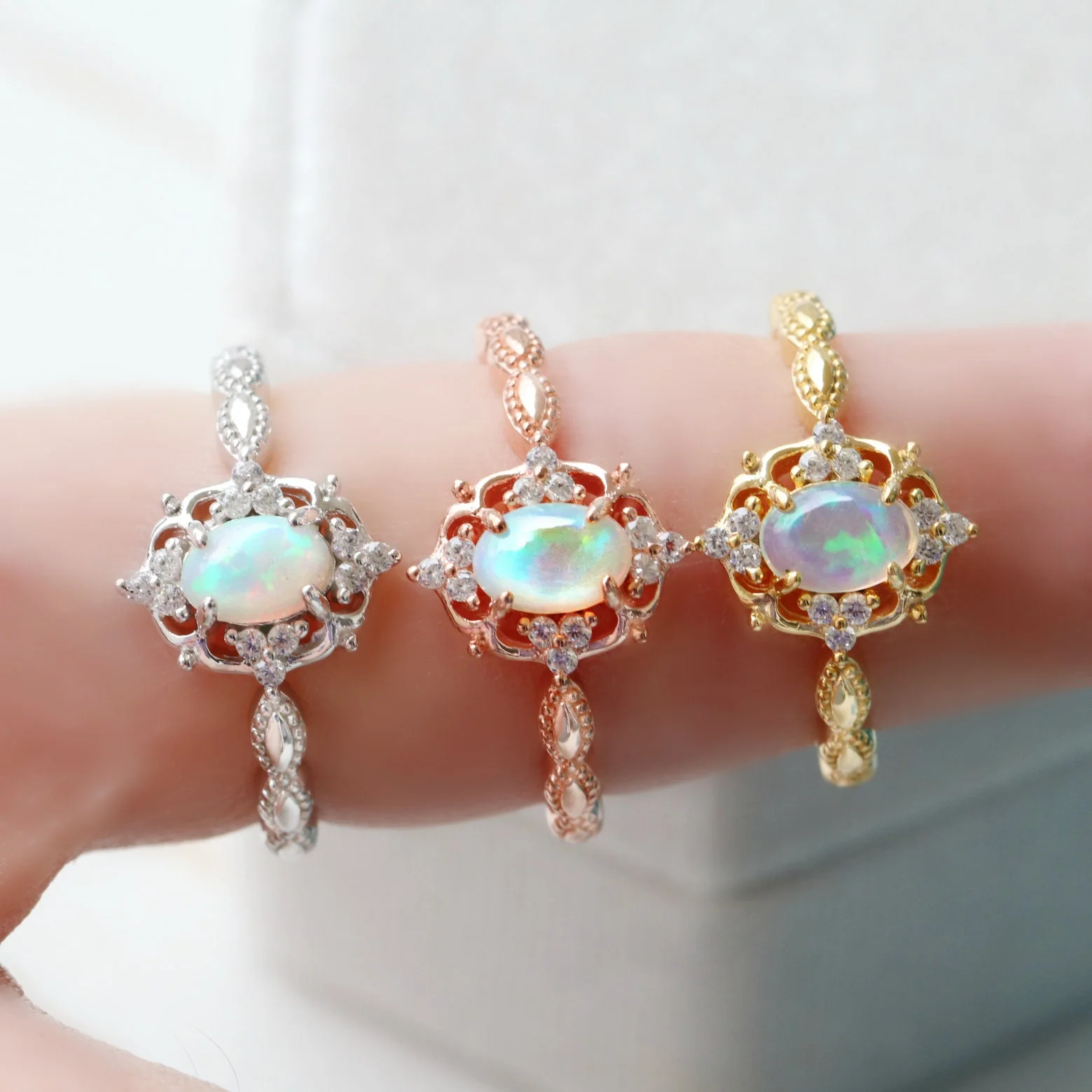 Vintage Natural Australian Opal Engagement Ring in 14K Solid Yellow Gold - Image 4