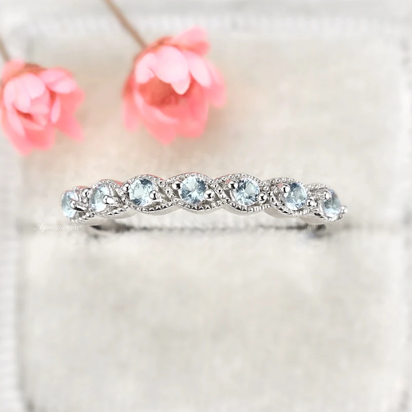 Vintage Aquamarine Wedding Band in Sterling Silver - Image 2