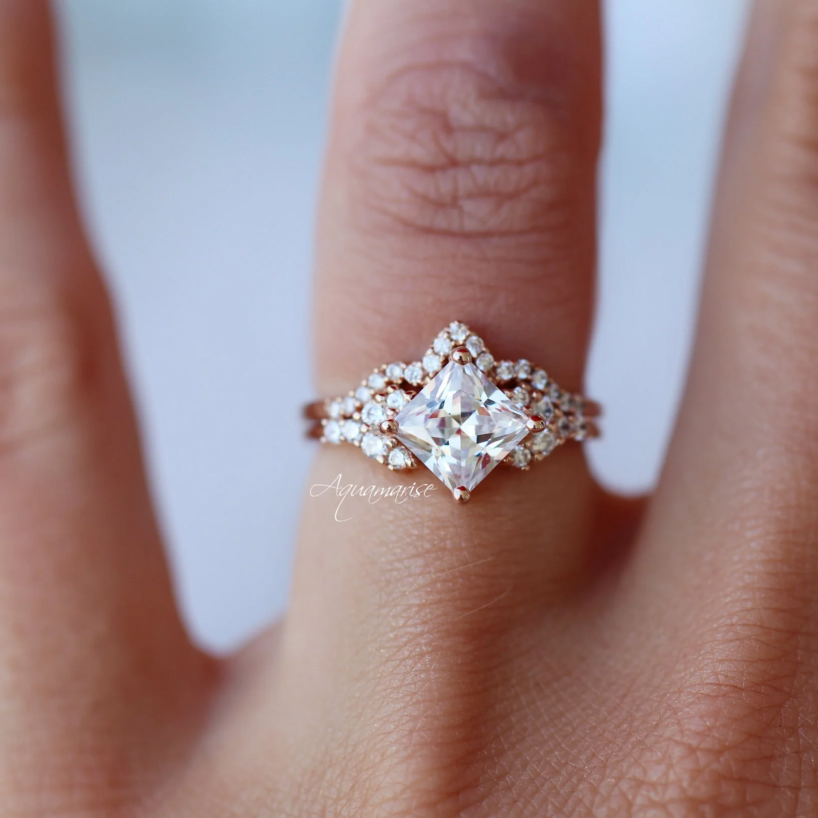 Diamond V-Shaped Contour Wedding Ring in Solid 14K Rose Gold - Image 5