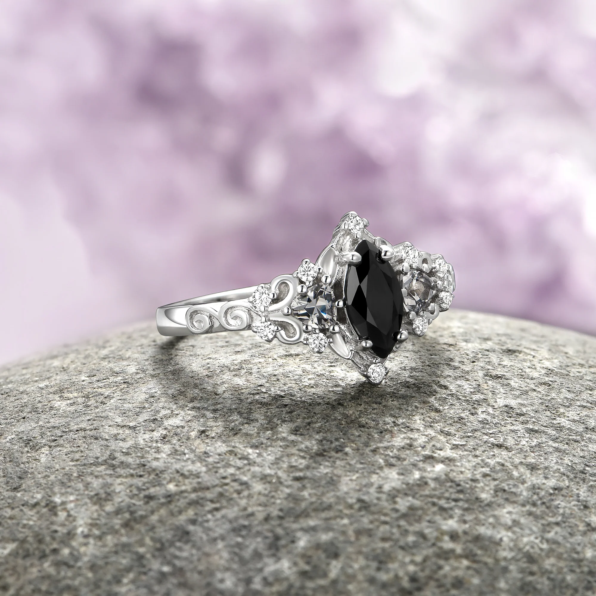 Elain Black Onyx Dark Fairy Leaf Ring in Sterling Silver - Image 4
