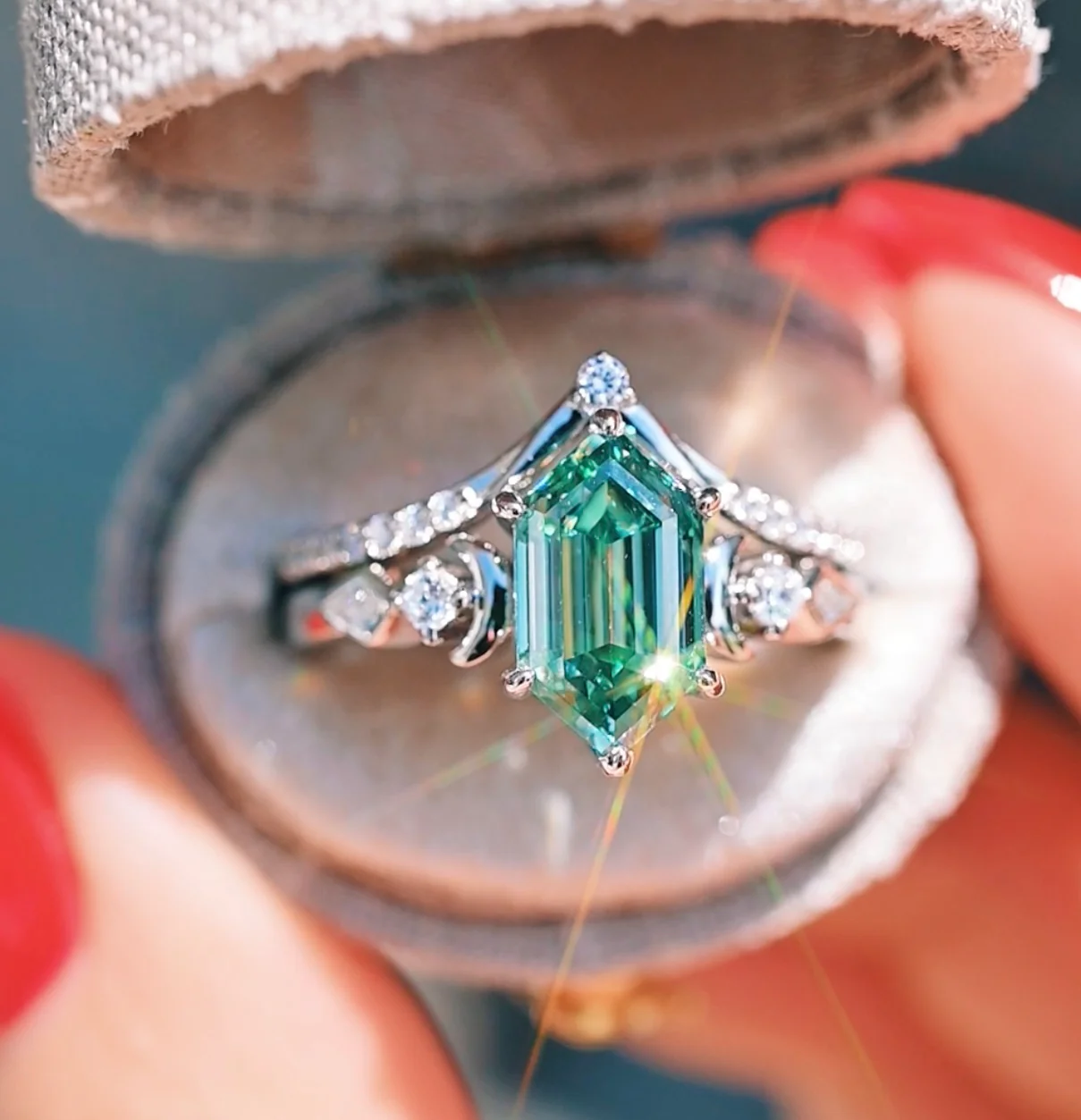 Elara Hexagon Pacific Green Moissanite & Crescent Moon Ring Set in Sterling Silver - Image 2