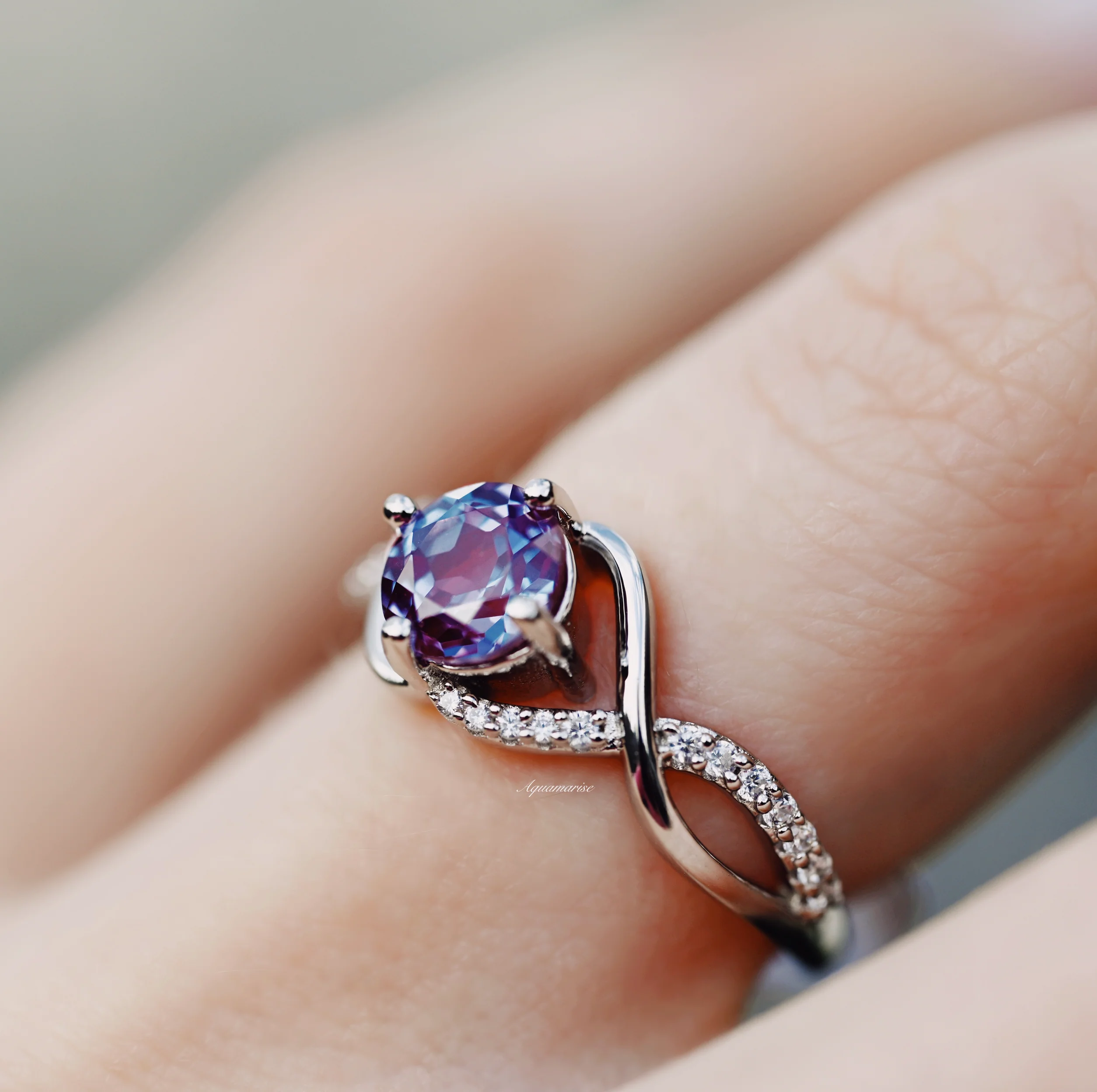 Entwined Teal & Purple Alexandrite Ring- Sterling Silver - Image 5