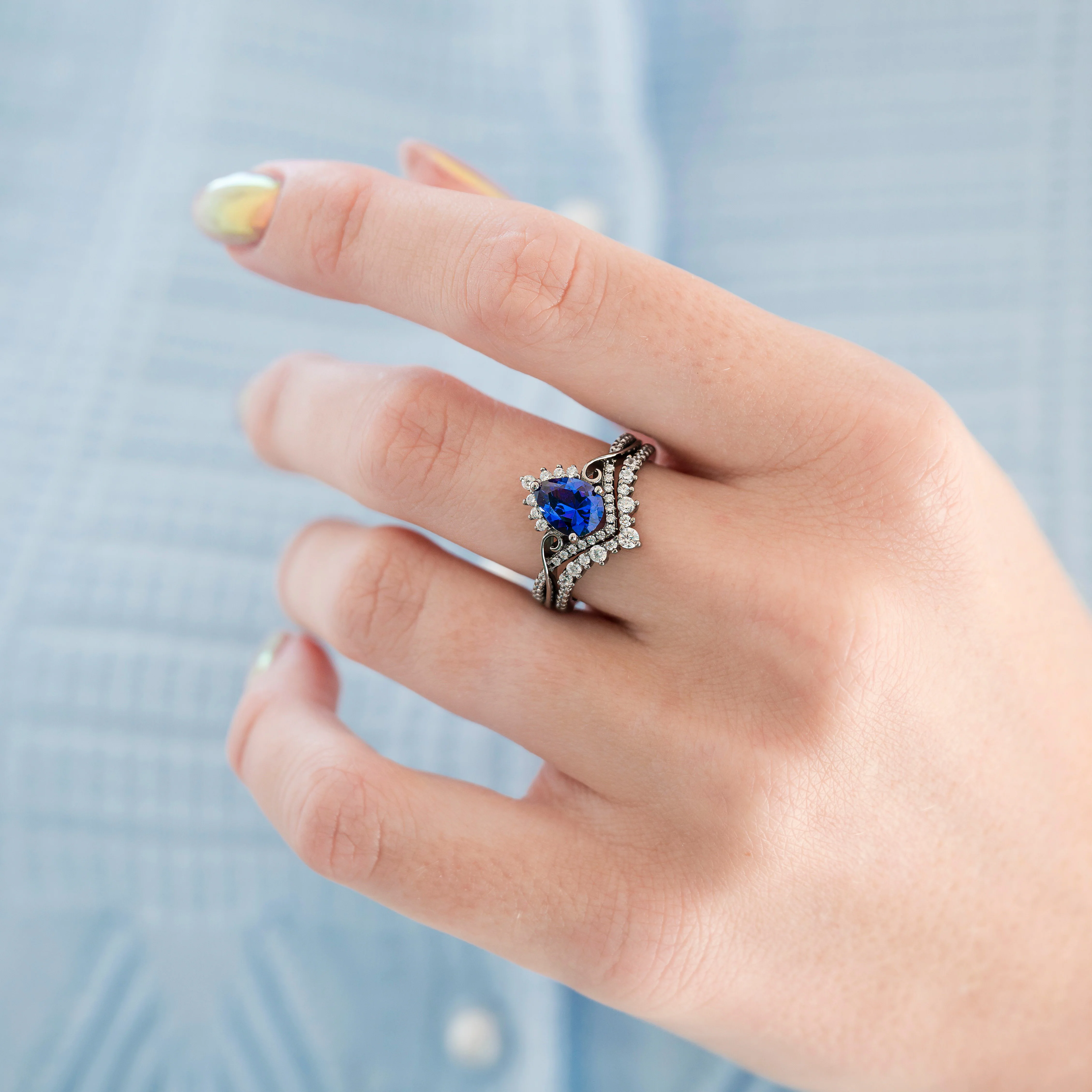 Faye Galaxy Orion Nebula™ & Sapphire Couples Ring Set - Image 5