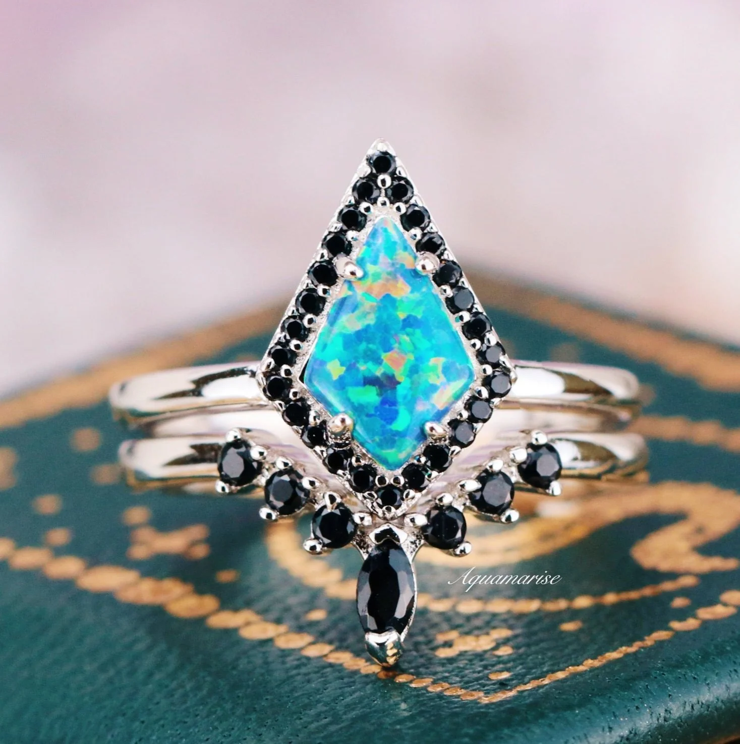 Kite Cut Green Fire Opal & Black Onyx Ring Set in Sterling Silver - Image 7