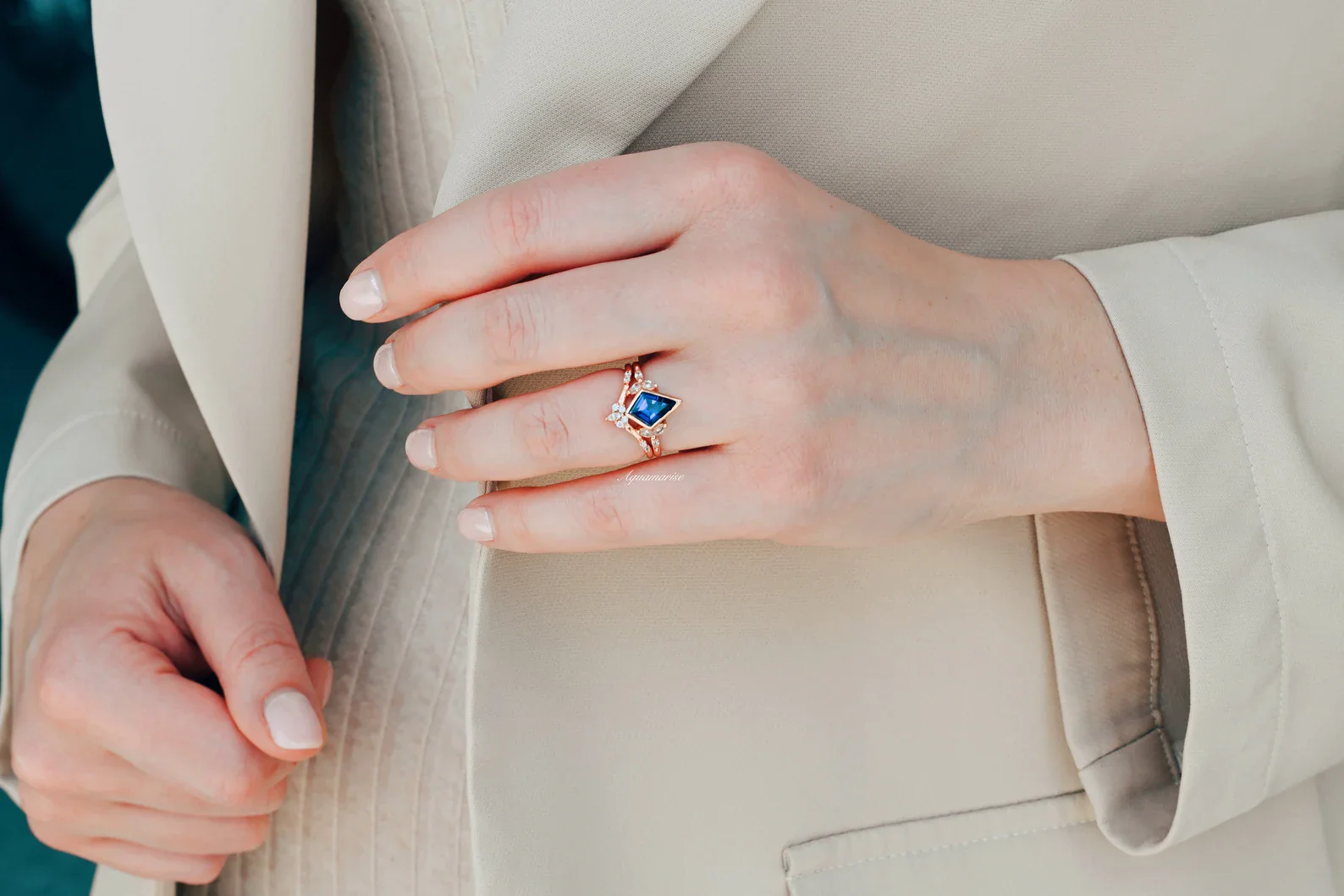 Kite Blue Sapphire Bezel Engagement Ring Set in 14K Solid Rose Gold - Image 5