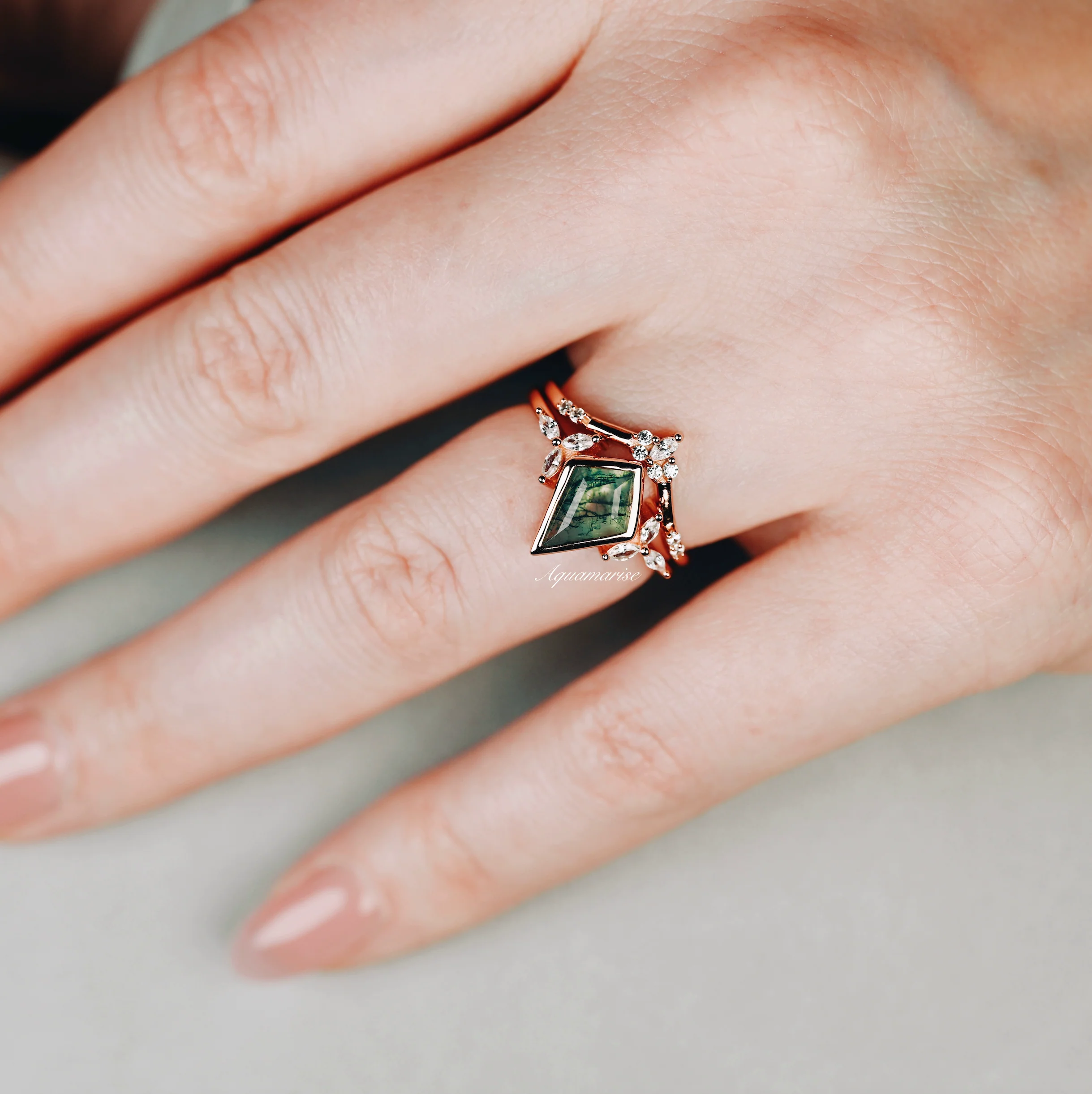 Kite Green Moss Agate Bezel Engagement Ring Set in 14K Solid Rose Gold - Image 3