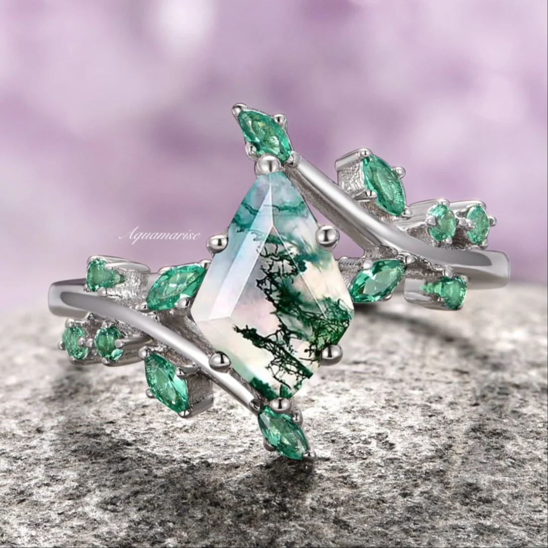 Kite Moss Agate & Emerald Leaf Couples Ring Set - Image 3