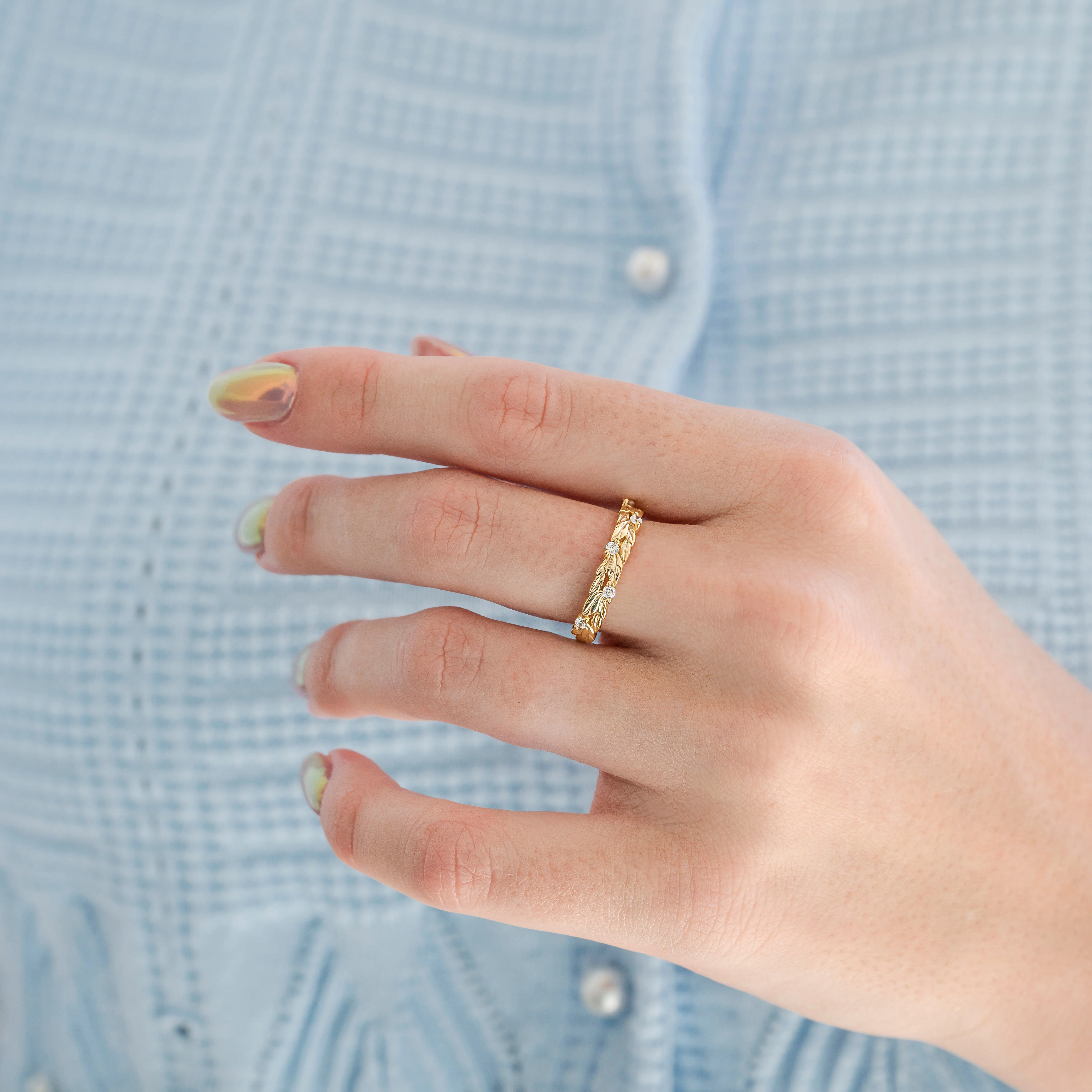 Diamond Leaf Wedding Band in Solid 14K Yellow Gold - Image 4