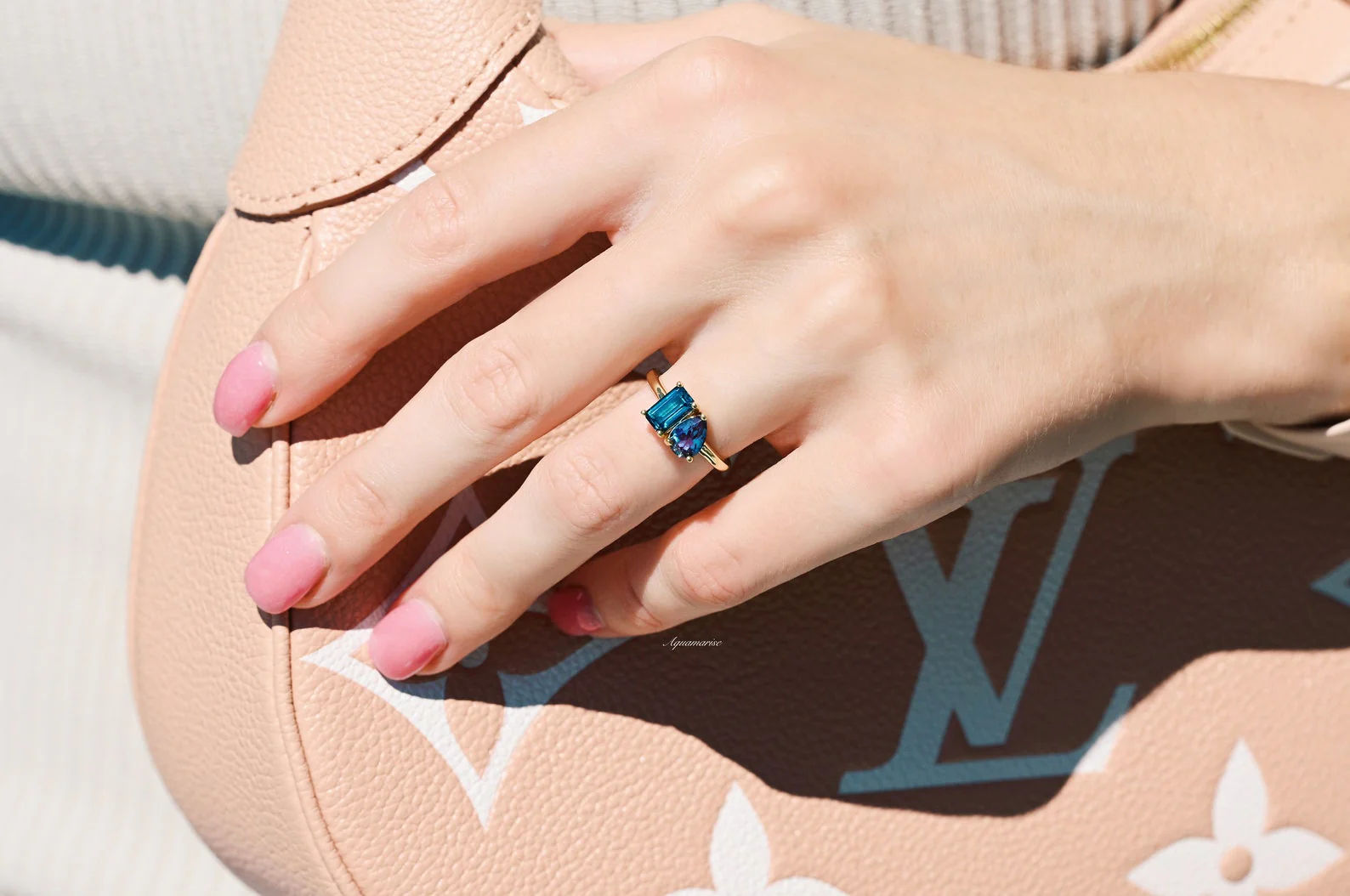 Toi Et Moi London Blue Topaz & Alexandrite Engagement Ring in Solid 14K Yellow Gold - Image 3