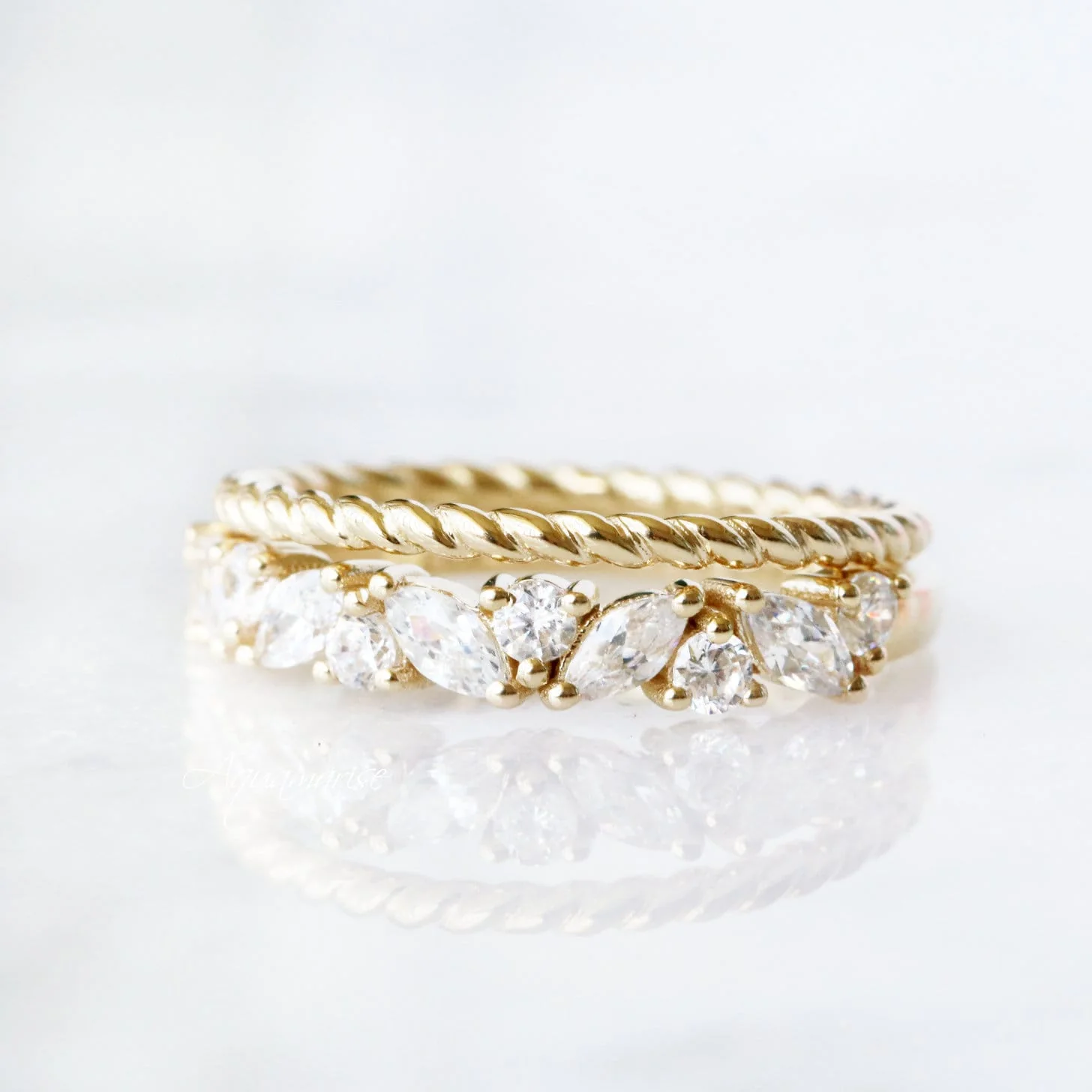 Willow Marquise Diamond Leaf Wedding Band in Solid 14K Yellow Gold - Image 4