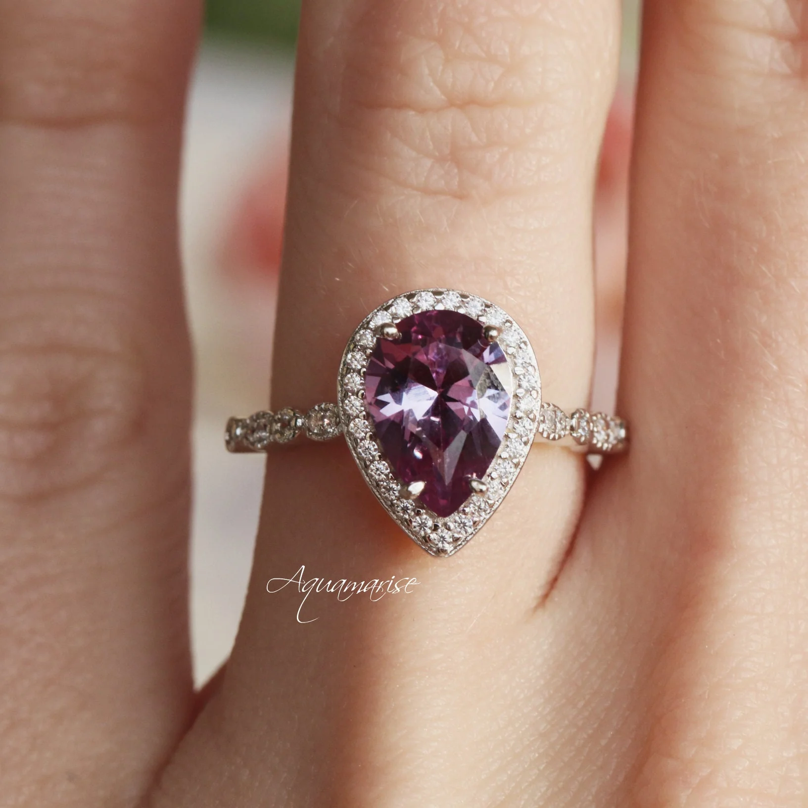 Vintage Teardrop Alexandrite Ring in Sterling Silver - Image 4