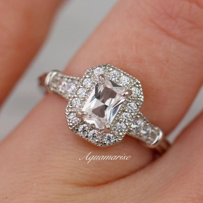 Vintage White Sapphire Ring in Sterling Silver - Image 2